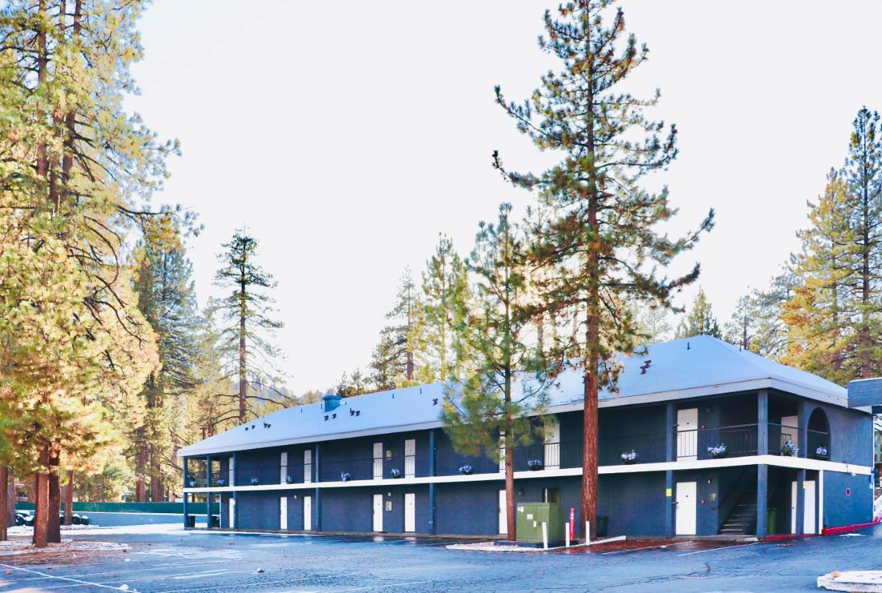 Travelodge By Wyndham Big Bear Lake Ca Exterior photo